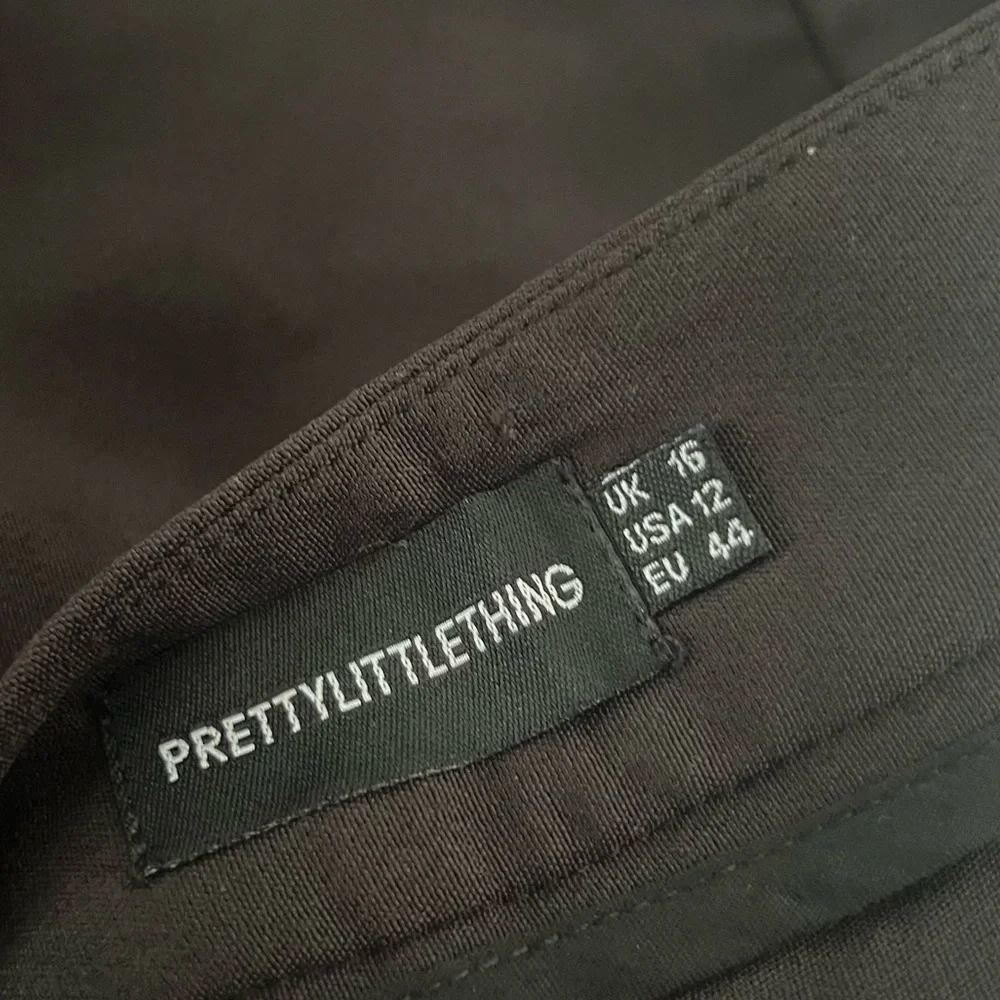 PrettyLittleThing Black Slacks Dress Pants Size 12